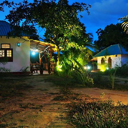 Sea Sound Cabana & Restaurant Tangalle Exterior foto