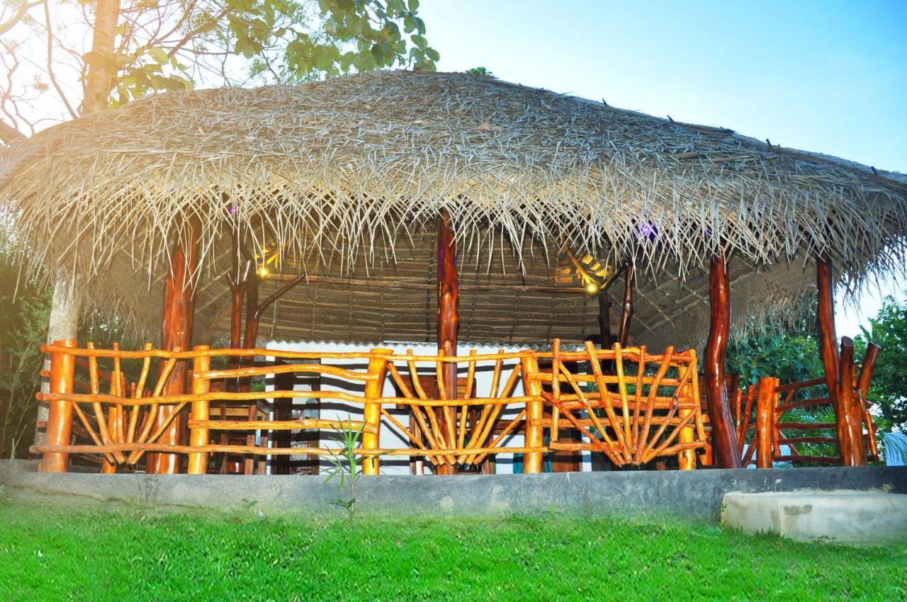 Sea Sound Cabana & Restaurant Tangalle Exterior foto